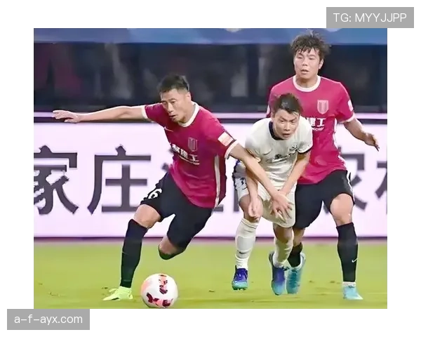 中超争冠白热化，赛场火药味加剧引关注