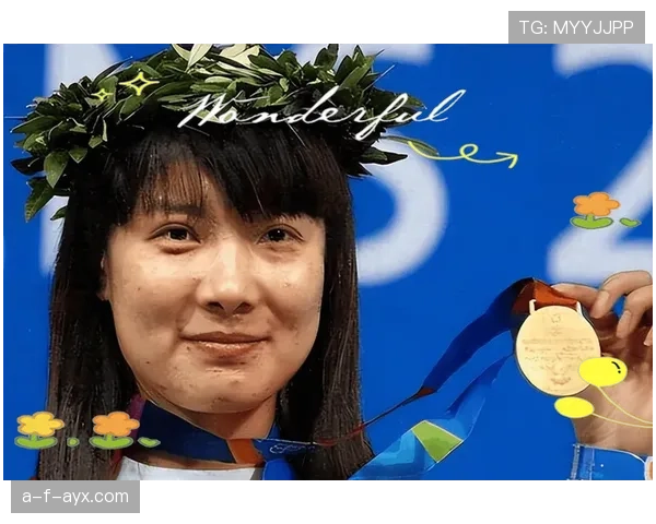 刷到杜丽晒的新生活照，赛场上铁面无情，家里却像开私人甜品店的富婆，认不出人